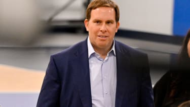 Patrick Dumont ist der Governor der Dallas Mavericks.