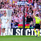 Real verliert in Unterzahl wieder bei Atletico - und früh Kontakt zu Barcelona