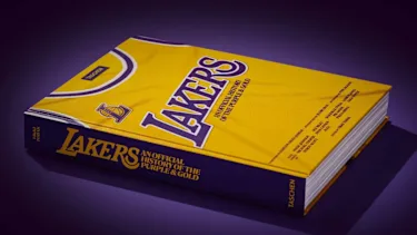 Lakers: An official history of the Purple & Gold gibt es seit Anfang Oktober im Handel.