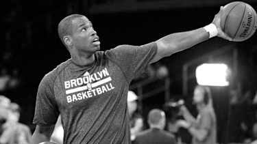 Collins spielte bis 2014 in der NBA.