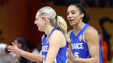 Marine Johannes (l.) und Gabby Williams (r.) sind Frankreichs Topstars.