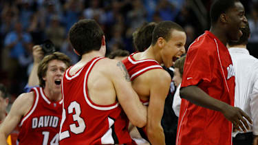 Steph Curry und Davidson erreichten 2008 als 10-Seed das Elite Eight.