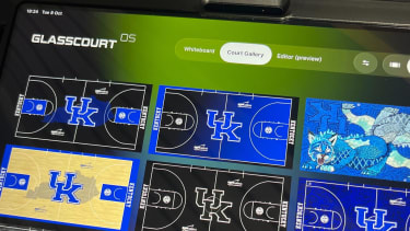 iPad mit GlassCourt OS - Software zur Ansteuerung des ASB GlassFloor