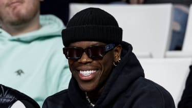Siegmund Top Four München: Halbfinale Bamberg Baskets - FC Bayern München; 17.02.2024 Dennis Schröder (Basketballer, Brooklyn Nets, Deutschland) lachend Siegmund Top Four München: Halbfinale Bamberg Baskets - FC Bayern München, München, BMW Park am 17.02.2024 *** Siegmund Top Four Munich Semi-Final Bamberg Baskets FC Bayern Munich 17 02 2024 Dennis Schröder Basketball player, Brooklyn Nets, Germany laughing Siegmund Top Four Munich Semi-Final Bamberg Baskets FC Bayern Munich, Munich, BMW Park on 17 02 2024 Copyright: xBEAUTIFULxSPORTS Wunderlx