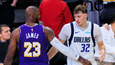 Cooper Flagg war noch nicht geboren als LeBron in der NBA debütierte.