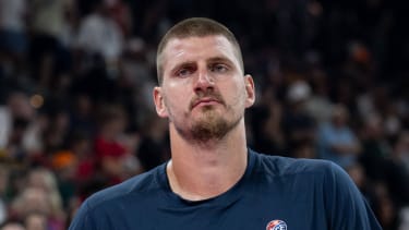 Nikola Jokic weilt derzeit bei der serbischen Nationalmannschaft.