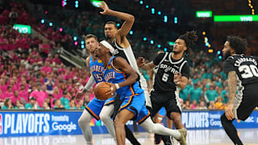 Shai Gilgeous-Alexander im Duell mit Victor Wembanyama.