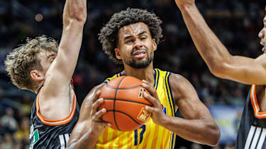Norris Agbakoko wurde mit Alba Berlin deutscher Meister.
