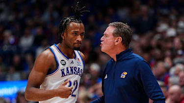 Jungstar und Coach: Darryn Peterson und Bill Self.