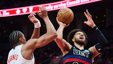 February 11, 2026, Toronto, On, Canada: Detroit Pistons Cade Cunningham (2) is stopped at the net by Toronto Raptors Scottie Barnes (4) during second half NBA, Basketball Herren, USA basketball action in Toronto, on Wednesday, Feb. 11, 2026. Canada News - February 11, 2026 PUBLICATIONxINxGERxSUIxAUTxONLY - ZUMAc35_ 20260211_zaf_c35_308 Copyright: xSammyxKoganx