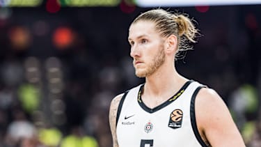 Dylan Osetkowski im Trikot von Partizan Belgrad.