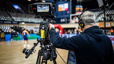 Dyn überträgt das TOP FOUR aus München.