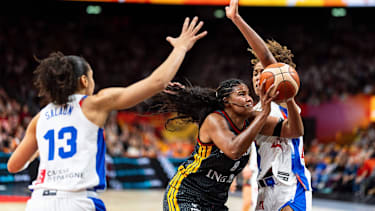 Nyara Sabally erzielte 12 Punkte gegen Frankreich.