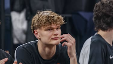 Miikka Muurinen sitzt bei Partizan fast ausschließlich auf der Bank.