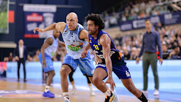 Rostock gewinnt den Auftakt.