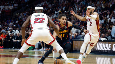 Trae Young gegen Jimmy Butler