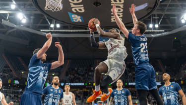 Isaac Bonga (FC Bayern Muenchen, 9) im Spiel gegen Heidelberg