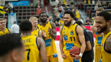 Silas Melson (MHP Riesen Ludwigsburg, 11) beim Sieg über Hamburg