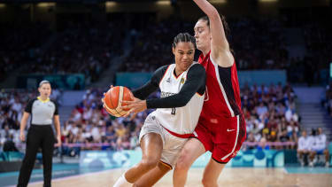 Olympische Spiele Paris 2024 Basketball Lille 04.08.2024 Vorrunde Frauen Damen Deutschland (GER) - Vereinigte Staaten von Amerika (USA) Satou Sabally (Deutschland, No.00) *** Olympic Games Paris 2024 Basketball Lille 04 08 2024 Preliminary round Women Women Germany GER United States of America USA Satou Sabally Germany, No 00