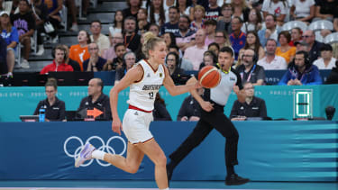 Leonie FIEBICH (Allemagne) Women basketball, Germany vs USA, Women s preliminary round during the Olympic Games, Olympische Spiele, Olympia, OS Paris 2024 - photo Laurent Sanson DPPI Panoramic JO 2024 : BASKET BALL - Allemagne vs Etats-Unis - Jeux Olympiques 2024 - Paris2024 - Lille - 04 08 2024 DPPI Panoramic PUBLICATIONxNOTxINxFRAxBEL