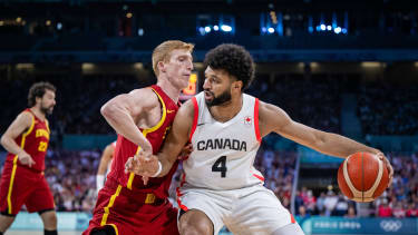 Olympische Spiele Paris 2024 Basketball Lille 02.08.2024 Vorrunde Männer Herren Kanada (CAN) -Spanien (ESP) Jamal MURRAY (Kanada, No.04) Alberto DIAZ (Spanien, No.09) *** Olympic Games Paris 2024 Basketball Lille 02 08 2024 Preliminary round Men Men Canada CAN Spain ESP Jamal MURRAY Canada, No 04 Alberto DIAZ Spain, No 09