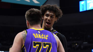 Luka Doncic machte sein viertes Spiel für die Lakers.