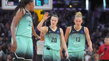 Fiebich (re.) machte 12 Punkte gegen Washington.