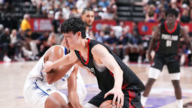 Yang Hansen spielt seit dieser Saison für die Portland Trail Blazers.