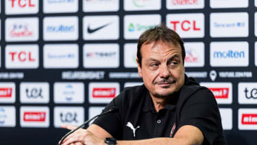 Ergin Ataman ist weiterhin Nationaltrainer der Türkei.