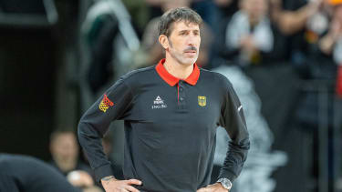 Alex Mumbru ist seit 2024 Bundestrainer.
