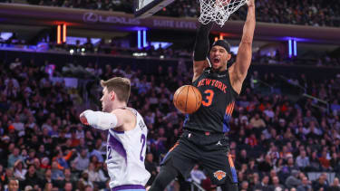 Josh Hart hängt am Ring