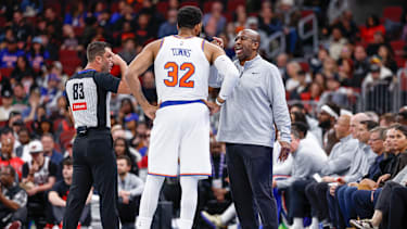 Brown (re.) ist seit Sommer Headcoach der Knicks.