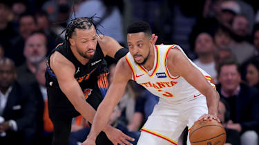 Wurde von den Hawks gejagt: Jalen Brunson (li.).