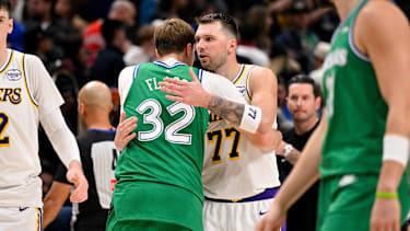 Flagg wurde 2025 von den Mavs gedraftet.