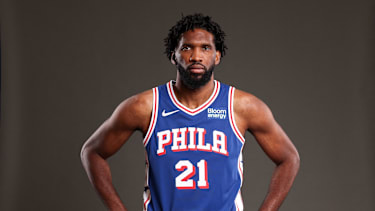 Embiid wiegt wohl nur noch 113kg.
